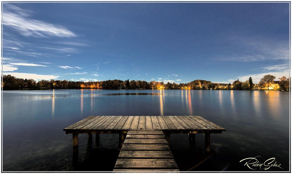 Sopherl Am See - Fruehstueck Auf Der Seeterrasse, Sehr Ruhig Und Wunderschoen Am See, 3 Minuten Nach Oberpfaffenhofen, Viele Radtouren, Restaurants & Cafes In Der Umgebung Weßling Buitenkant foto