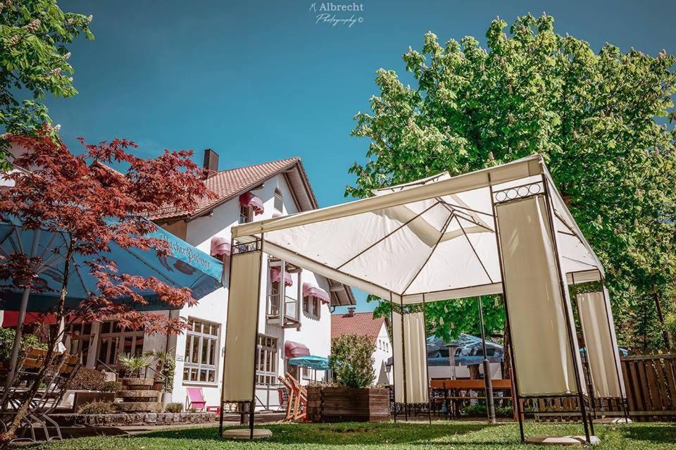 Sopherl Am See - Fruehstueck Auf Der Seeterrasse, Sehr Ruhig Und Wunderschoen Am See, 3 Minuten Nach Oberpfaffenhofen, Viele Radtouren, Restaurants & Cafes In Der Umgebung Weßling Buitenkant foto