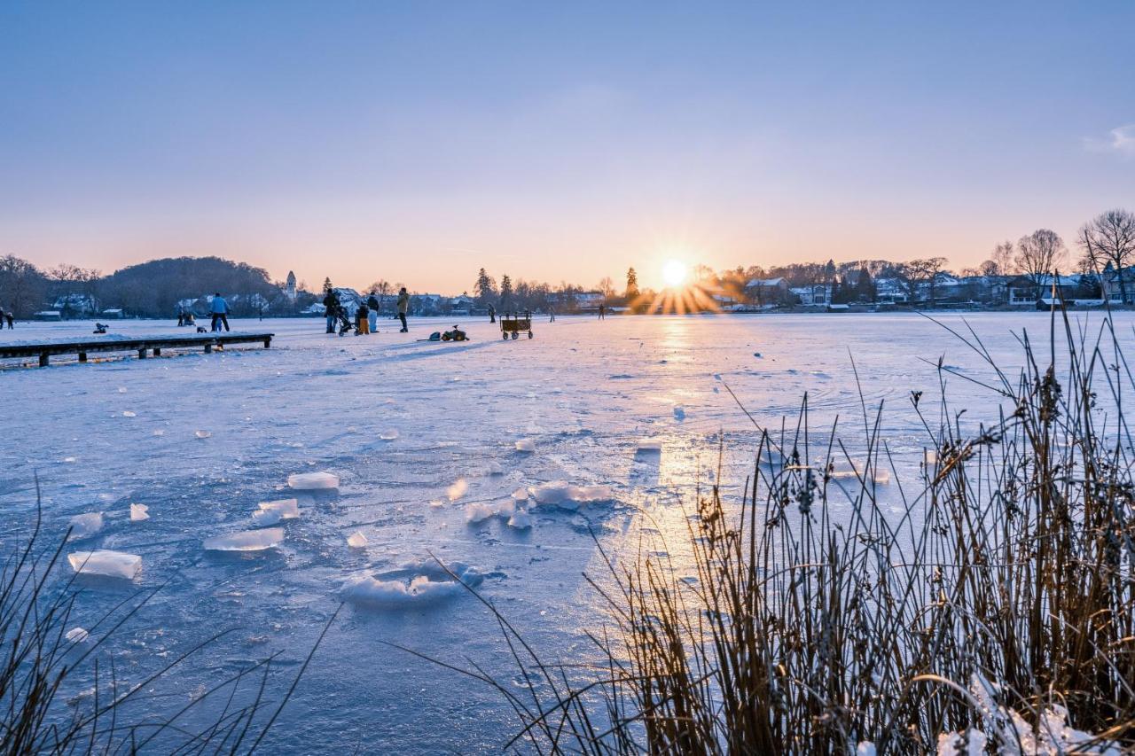Sopherl Am See - Fruehstueck Auf Der Seeterrasse, Sehr Ruhig Und Wunderschoen Am See, 3 Minuten Nach Oberpfaffenhofen, Viele Radtouren, Restaurants & Cafes In Der Umgebung Weßling Buitenkant foto